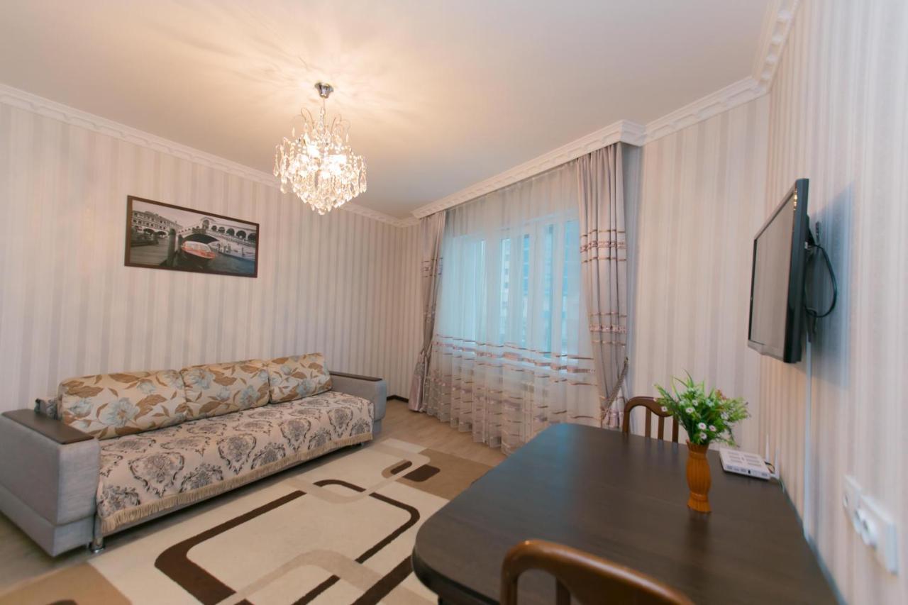 Cozy Apartment On Sarayshyq Street 5E Akmola Esterno foto